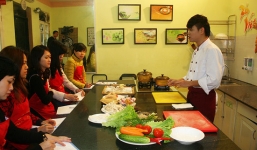 Địa điểm dạy học nấu ăn ở Hà Nội cho bà nội trợ